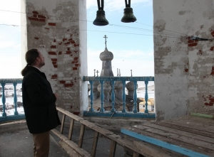 Редактор «Журнала Московской Патриархии» посетил Сретенский храм в Заостровье